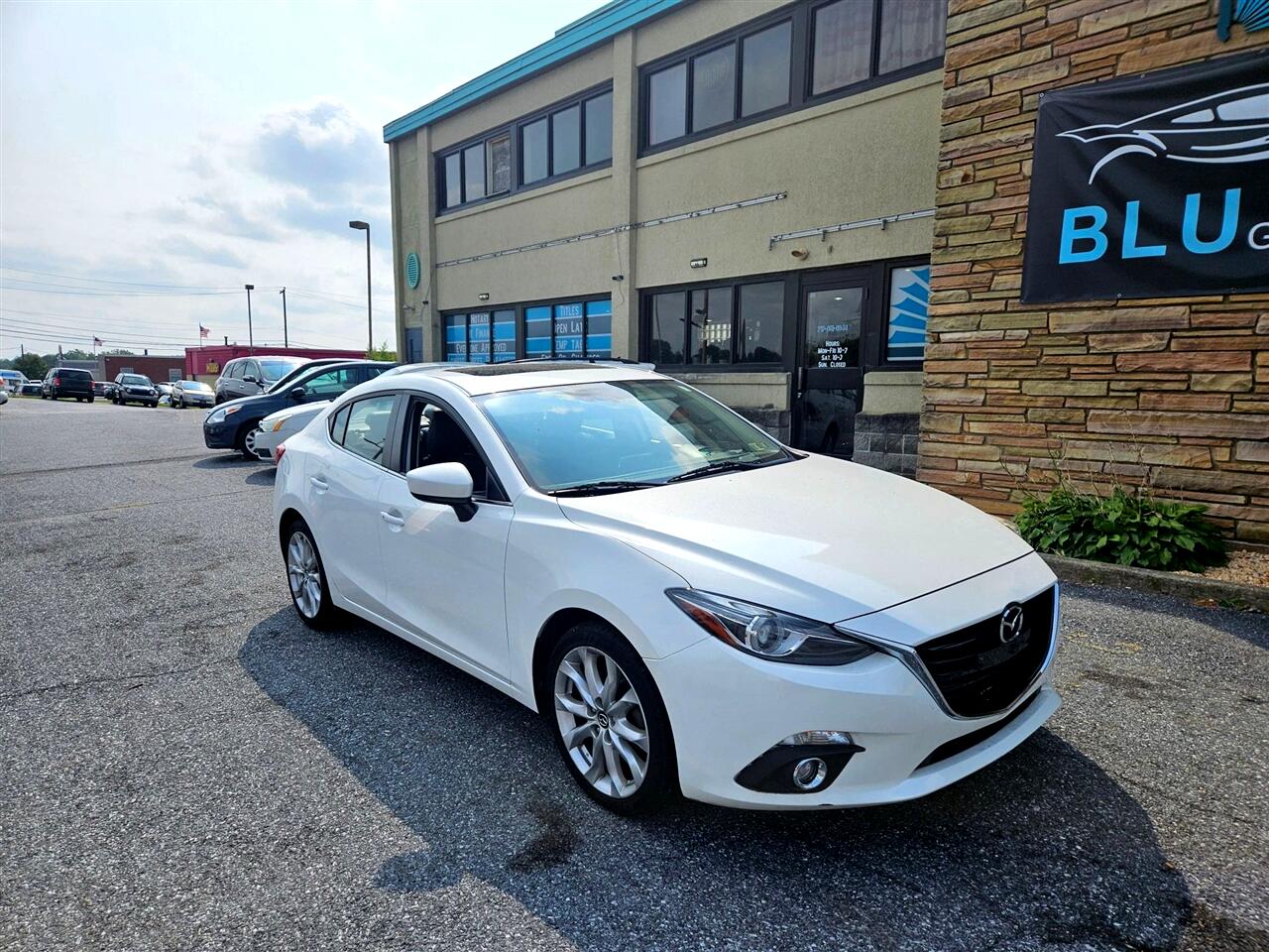 2015 Mazda Mazda3 s Grand Touring photo 4