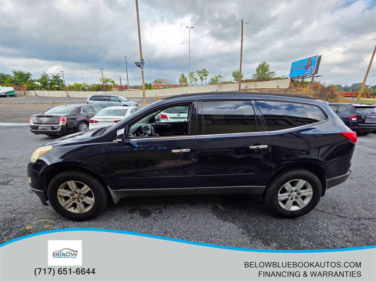 2011 Chevrolet Traverse LT AWD