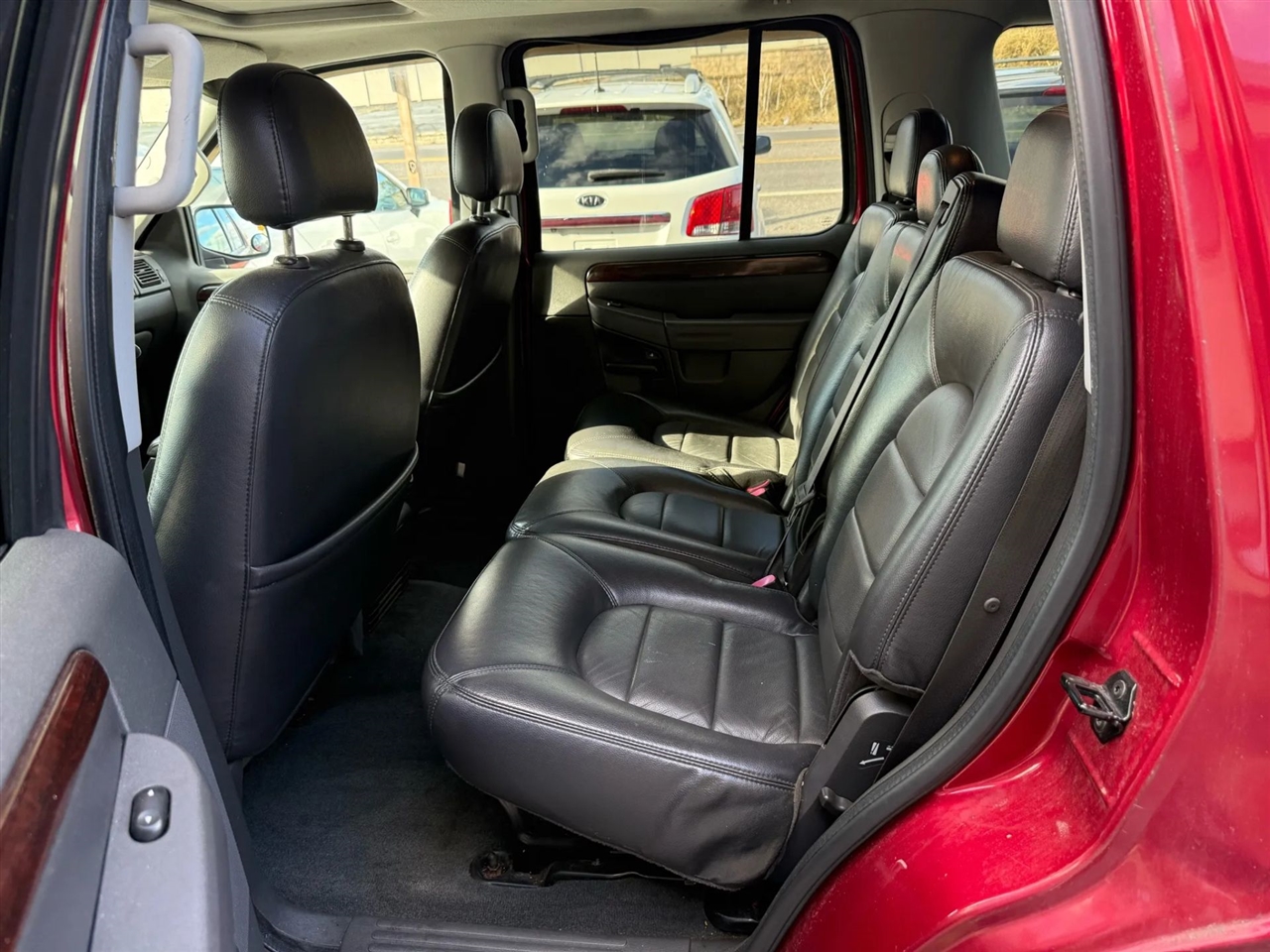 Ford Explorer Limited 4.6L 4WD 2004