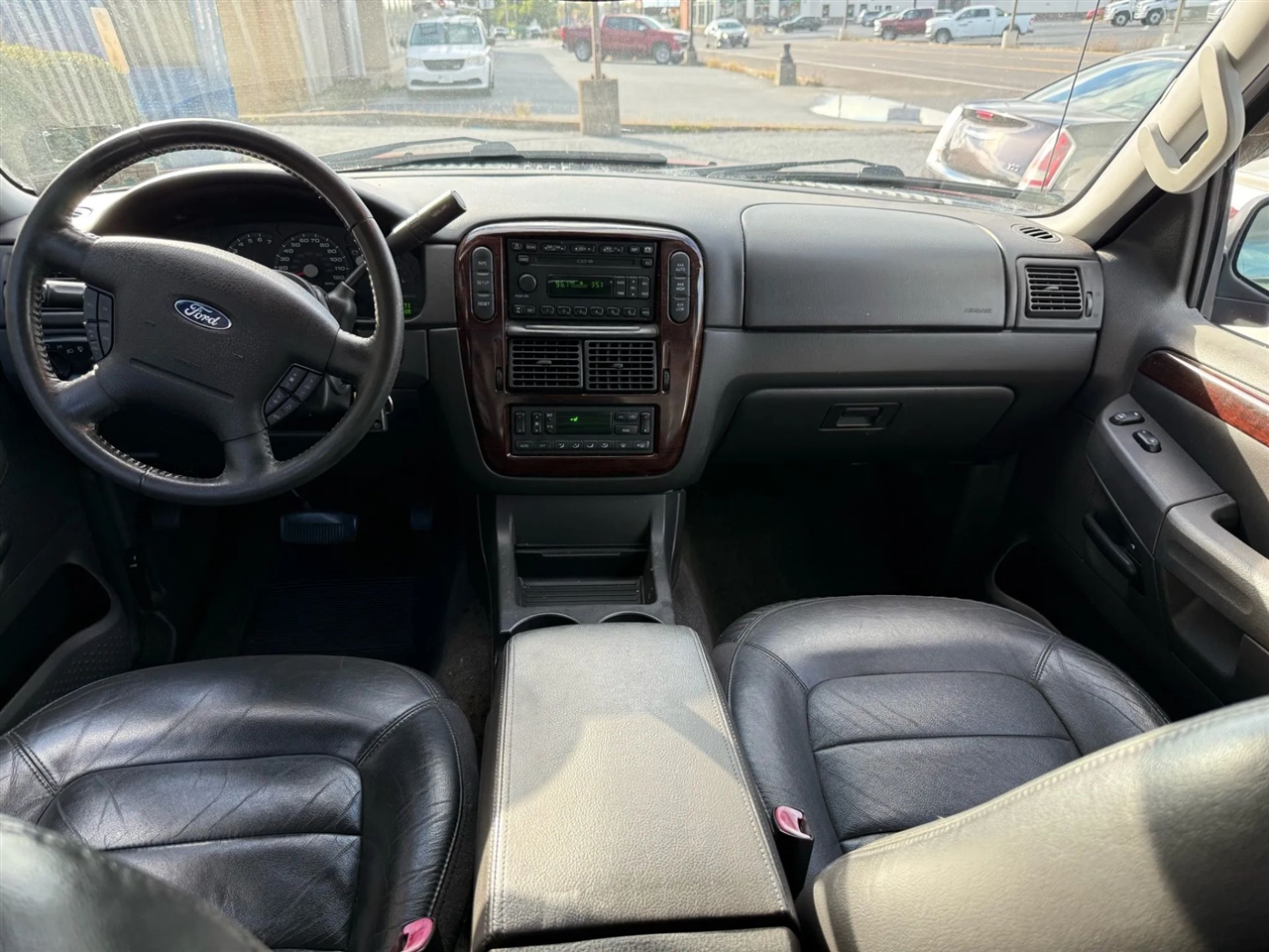 Ford Explorer Limited 4.6L 4WD 2004