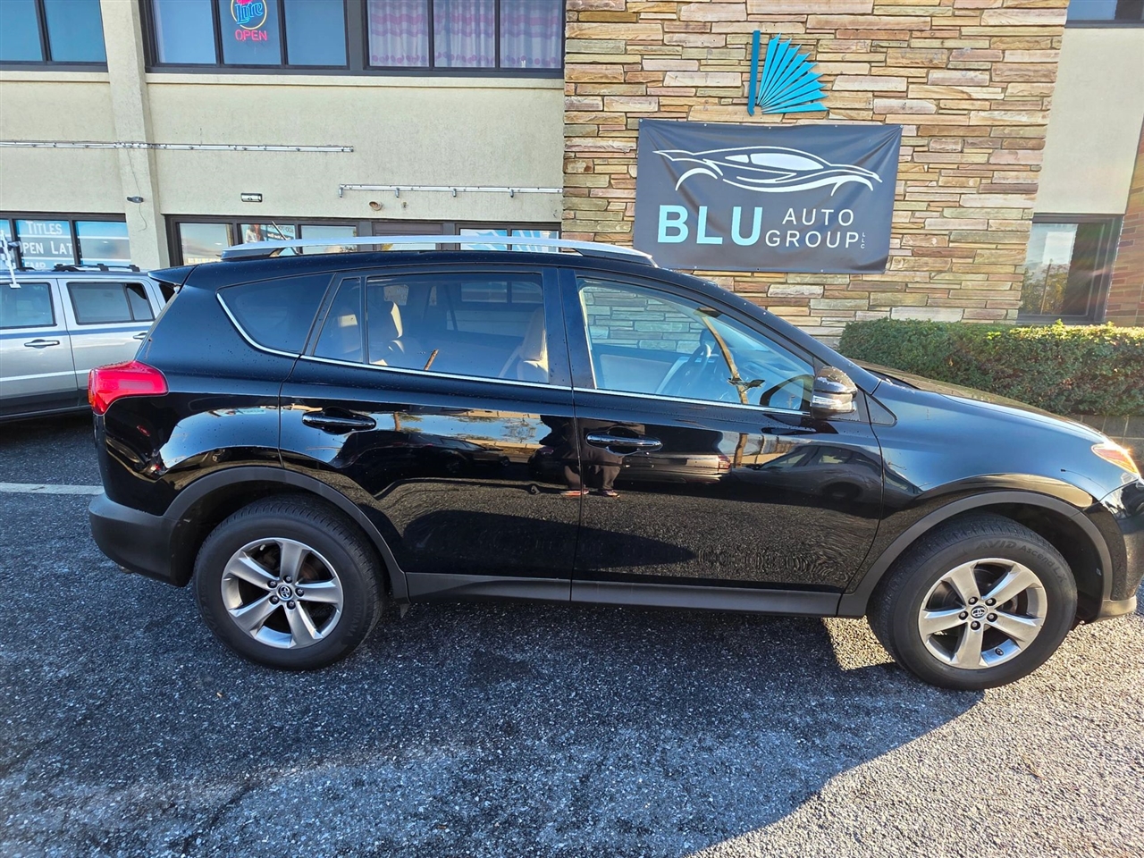 Toyota RAV4 XLE AWD 2015