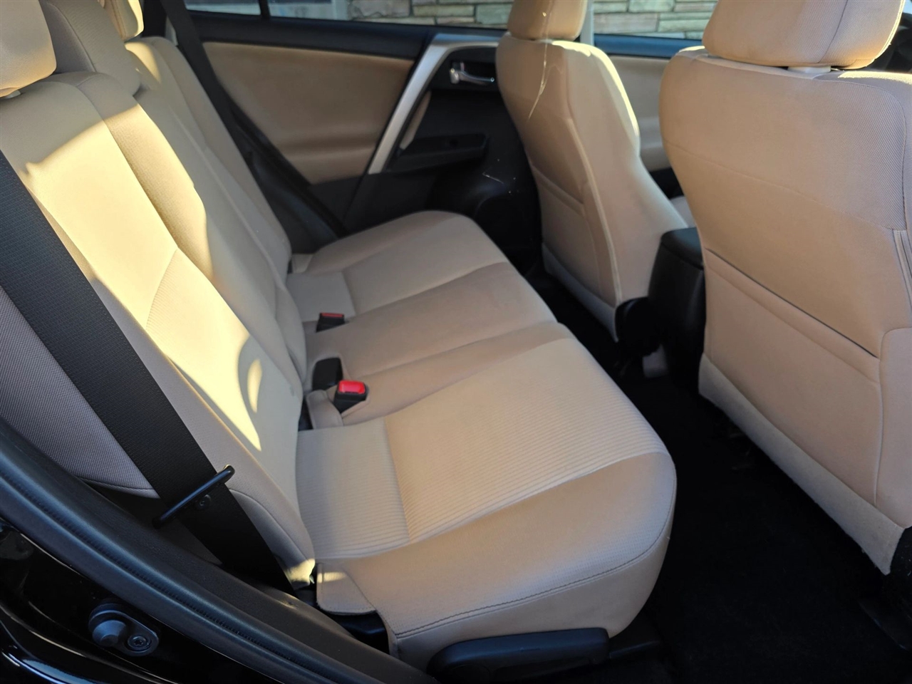 Toyota RAV4 XLE AWD 2015