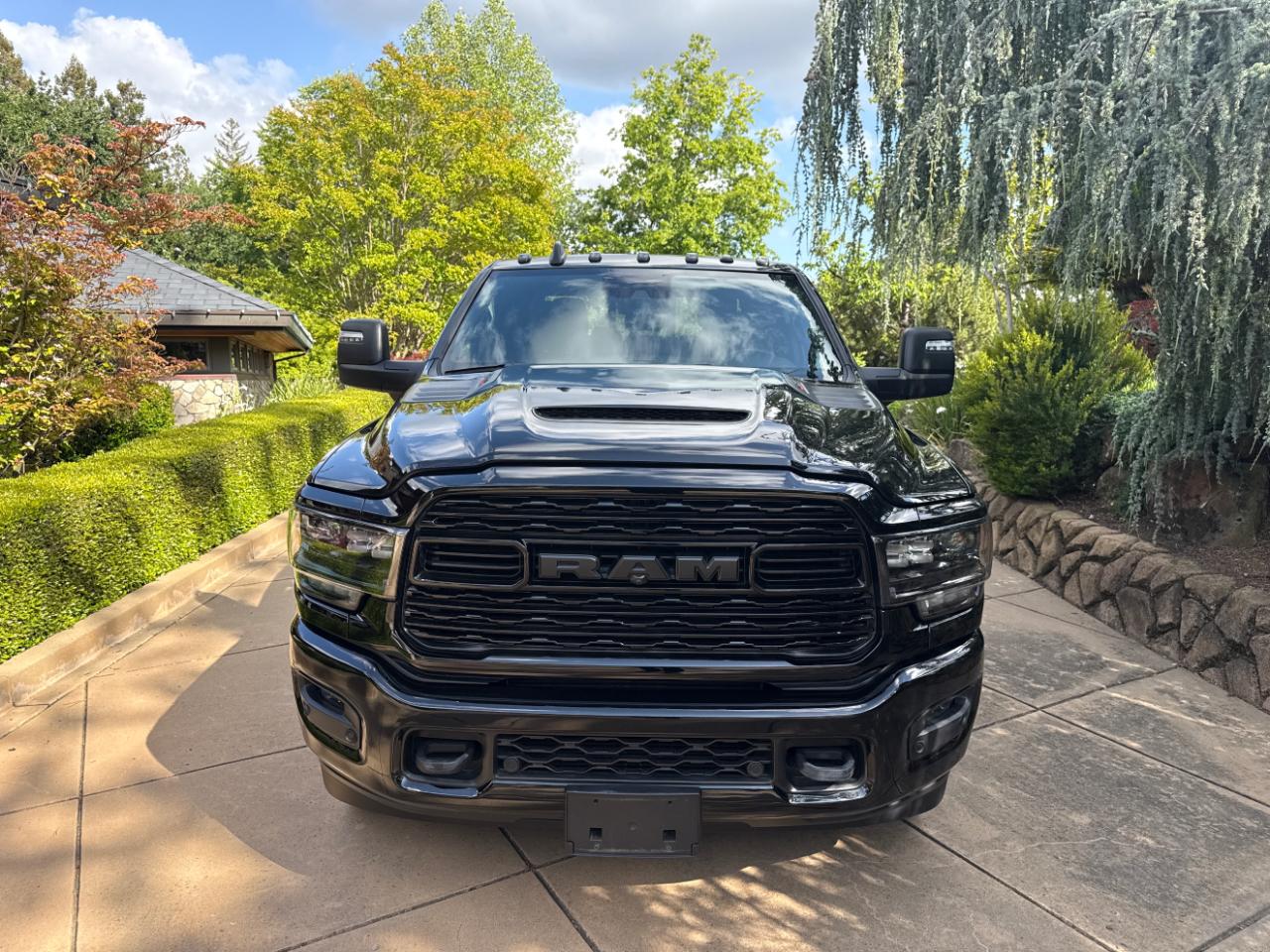 RAM 2500 Limited Mega Cab 4WD 2023