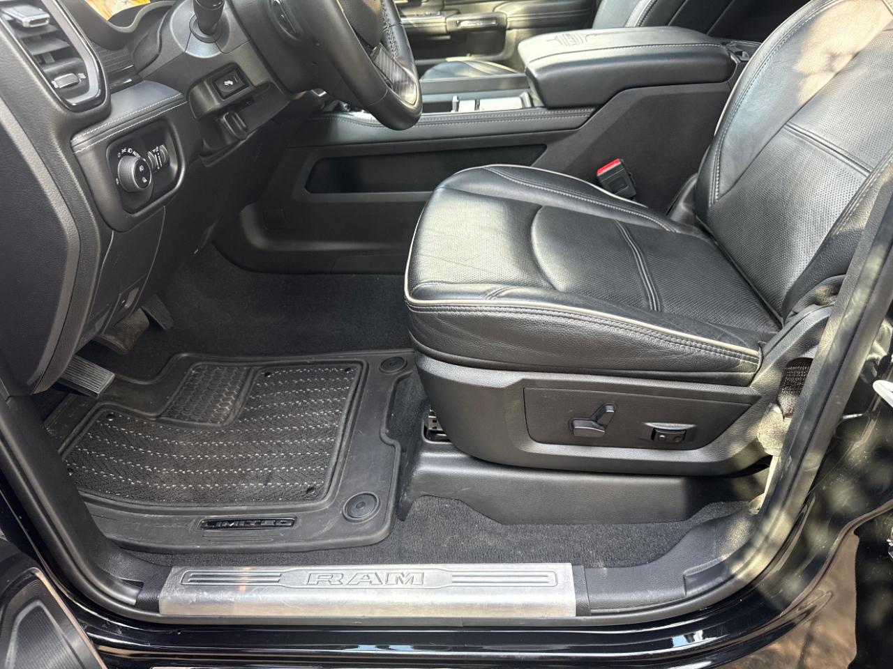 RAM 2500 Limited Mega Cab 4WD 2023