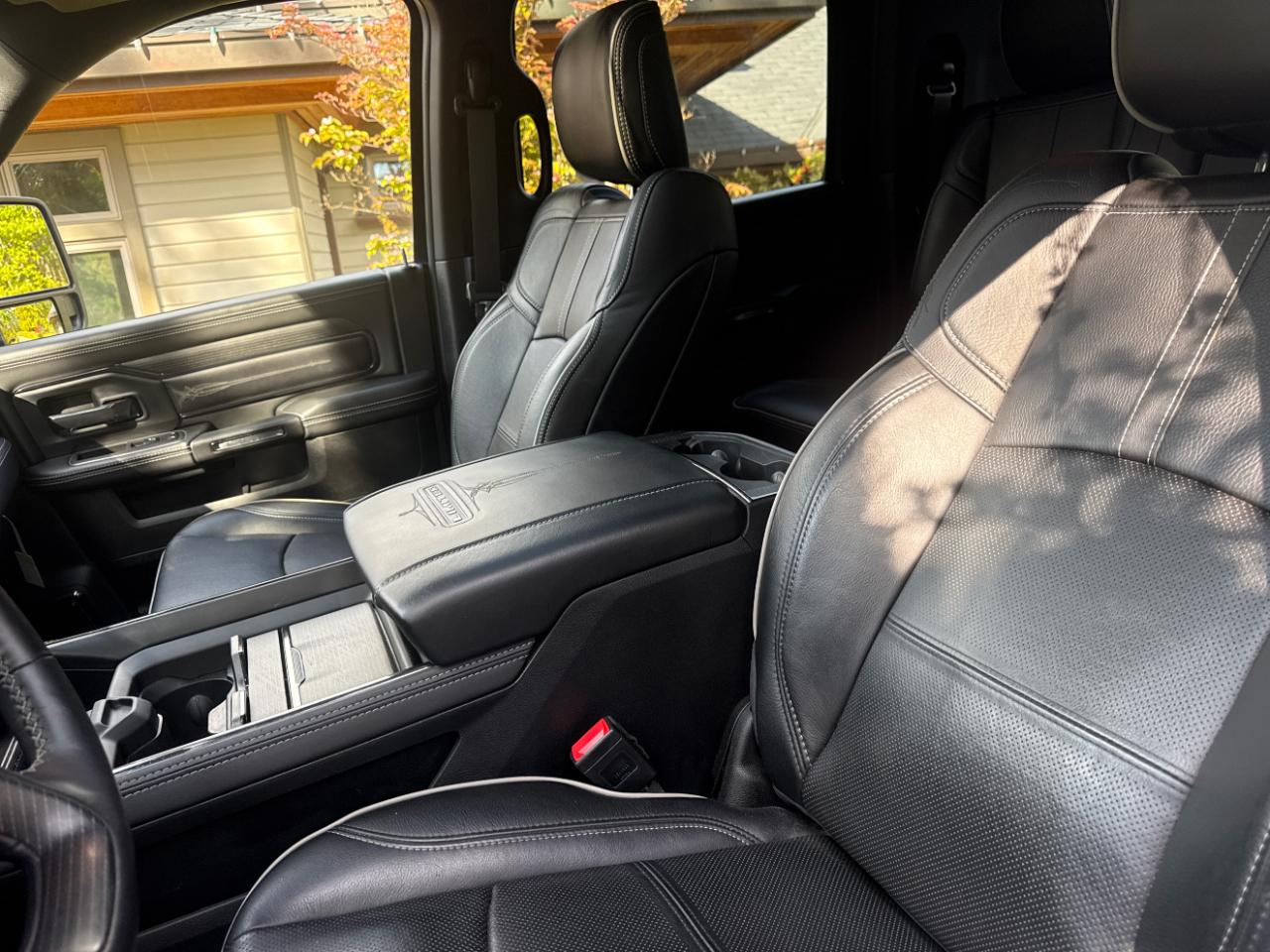 RAM 2500 Limited Mega Cab 4WD 2023