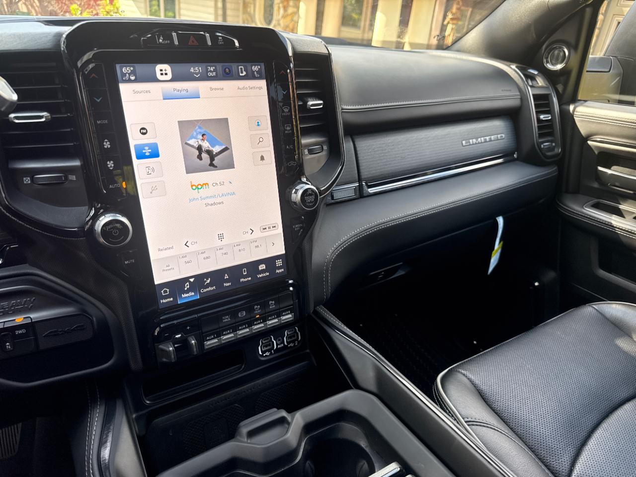 RAM 2500 Limited Mega Cab 4WD 2023