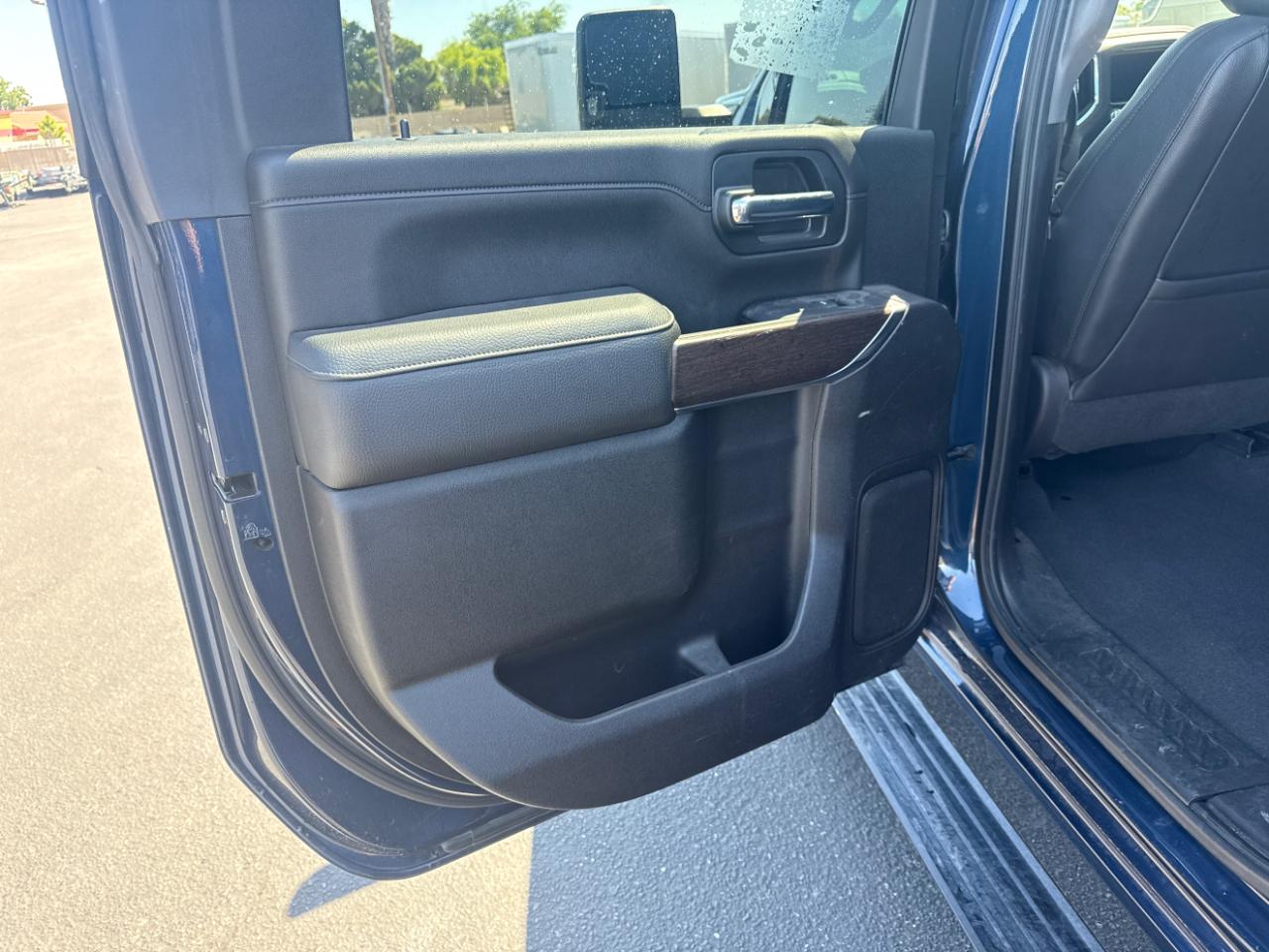 GMC Sierra 3500HD Denali Crew Cab Long Box 4WD 2022