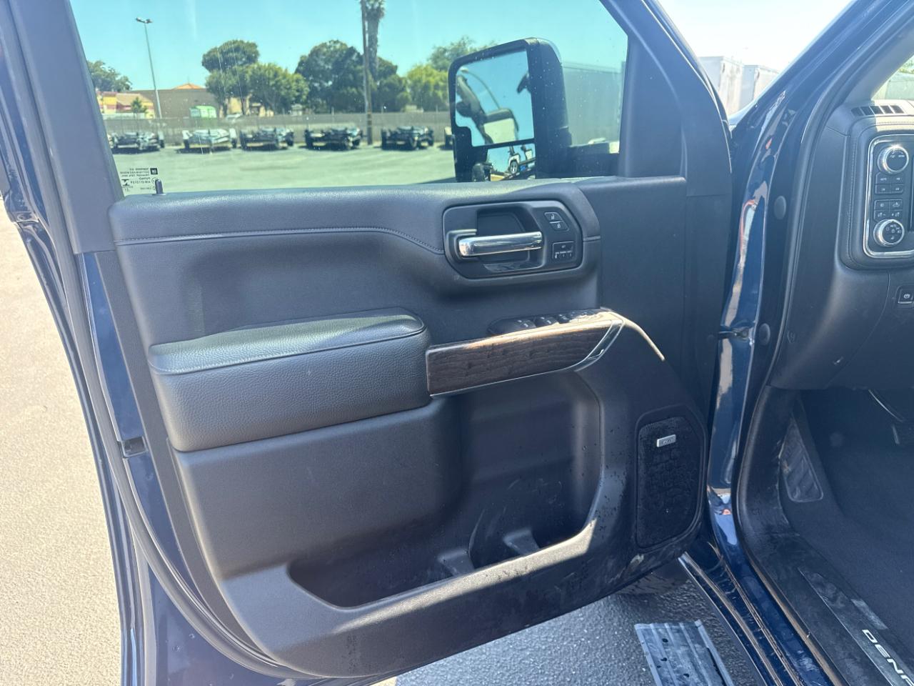 GMC Sierra 3500HD Denali Crew Cab Long Box 4WD 2022