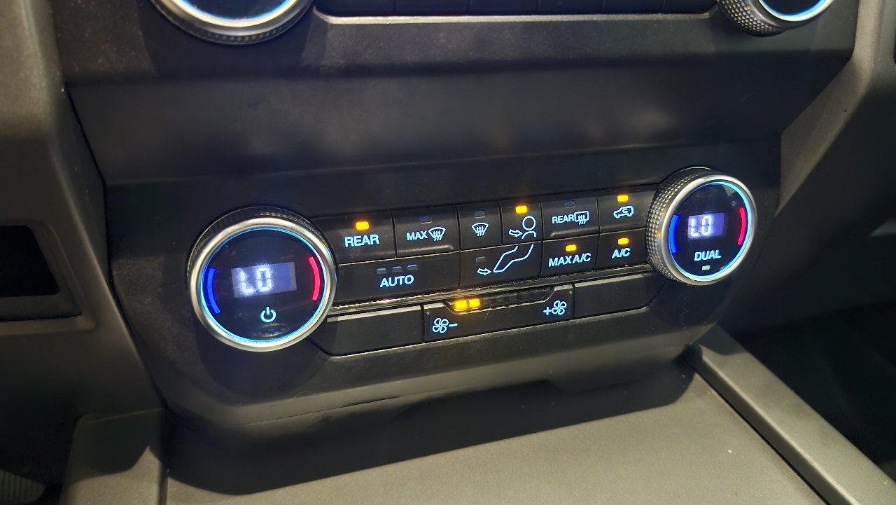 Ford Expedition XLT 4WD 2020 Ford Expedition XLT 4WD 2020