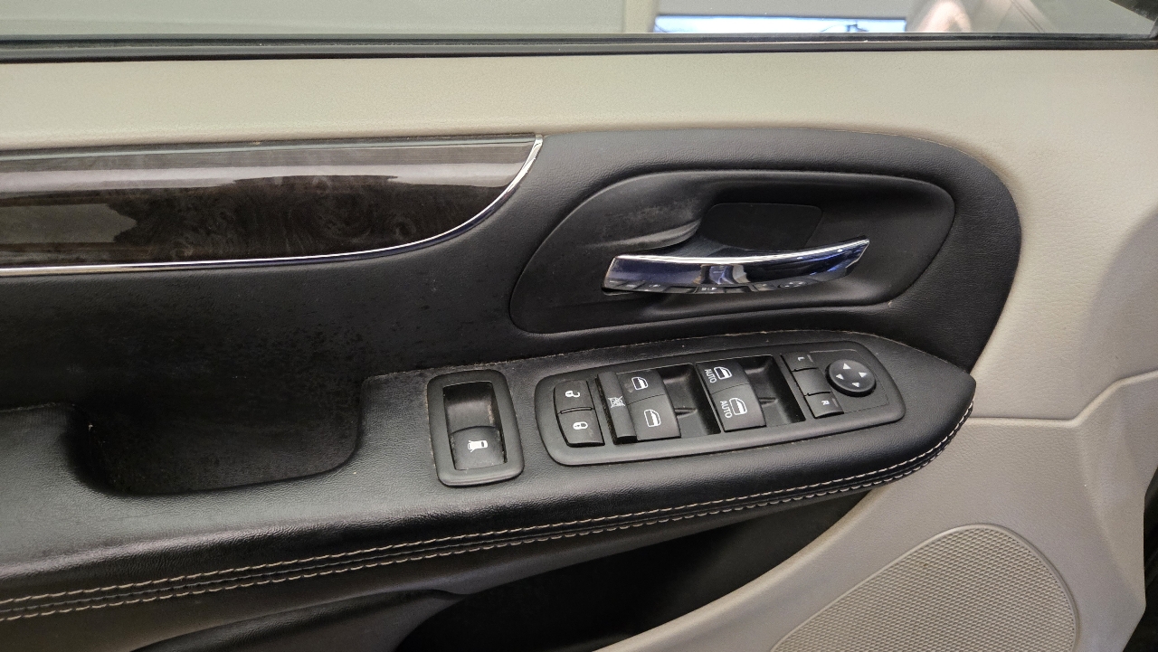 Chrysler Town & Country Touring 2016 Chrysler Town & Country Touring 2016