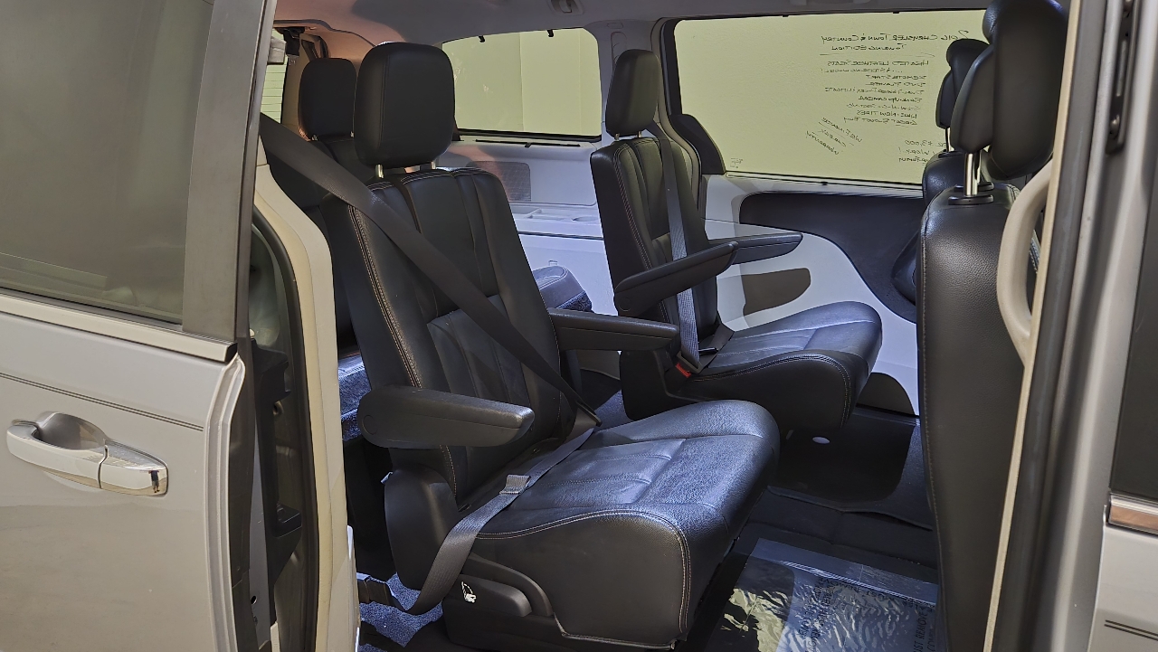 Chrysler Town & Country Touring 2016 Chrysler Town & Country Touring 2016