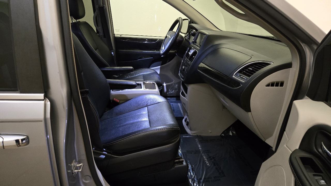 Chrysler Town & Country Touring 2016 Chrysler Town & Country Touring 2016