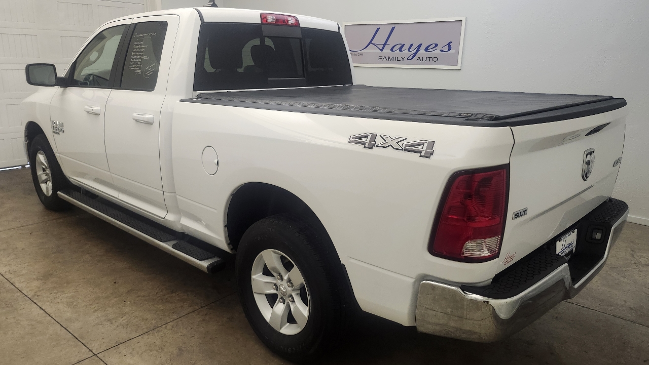 2020 Ram 1500 SLT photo 2