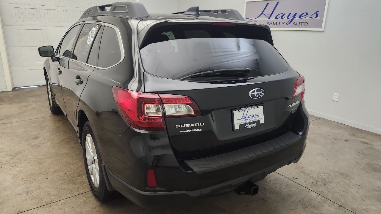 2016 Subaru Outback 2.5i Premium photo 4