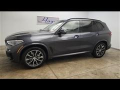 2019 BMW X5 M 