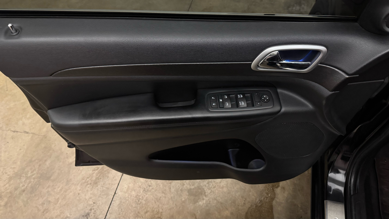 Jeep Grand Cherokee Altitude 4x4 2015