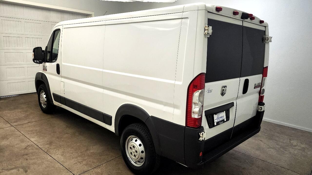 RAM Promaster 1500 Low Roof 136-in. WB 2015