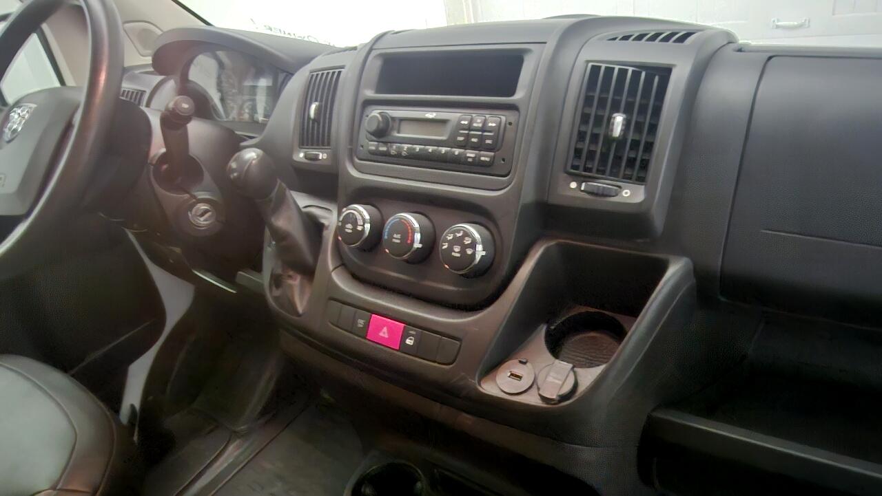 RAM Promaster 1500 Low Roof 136-in. WB 2015