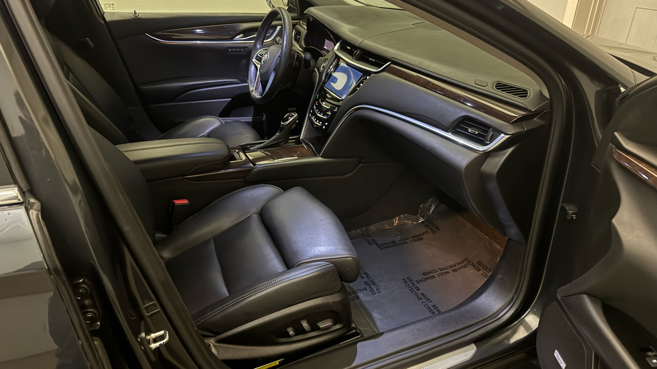 Cadillac XTS Luxury AWD 2013