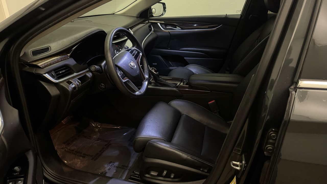 Cadillac XTS Luxury AWD 2013