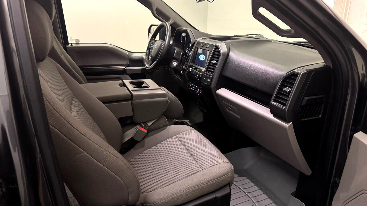 Ford F-150 XLT SuperCrew 4WD 2019