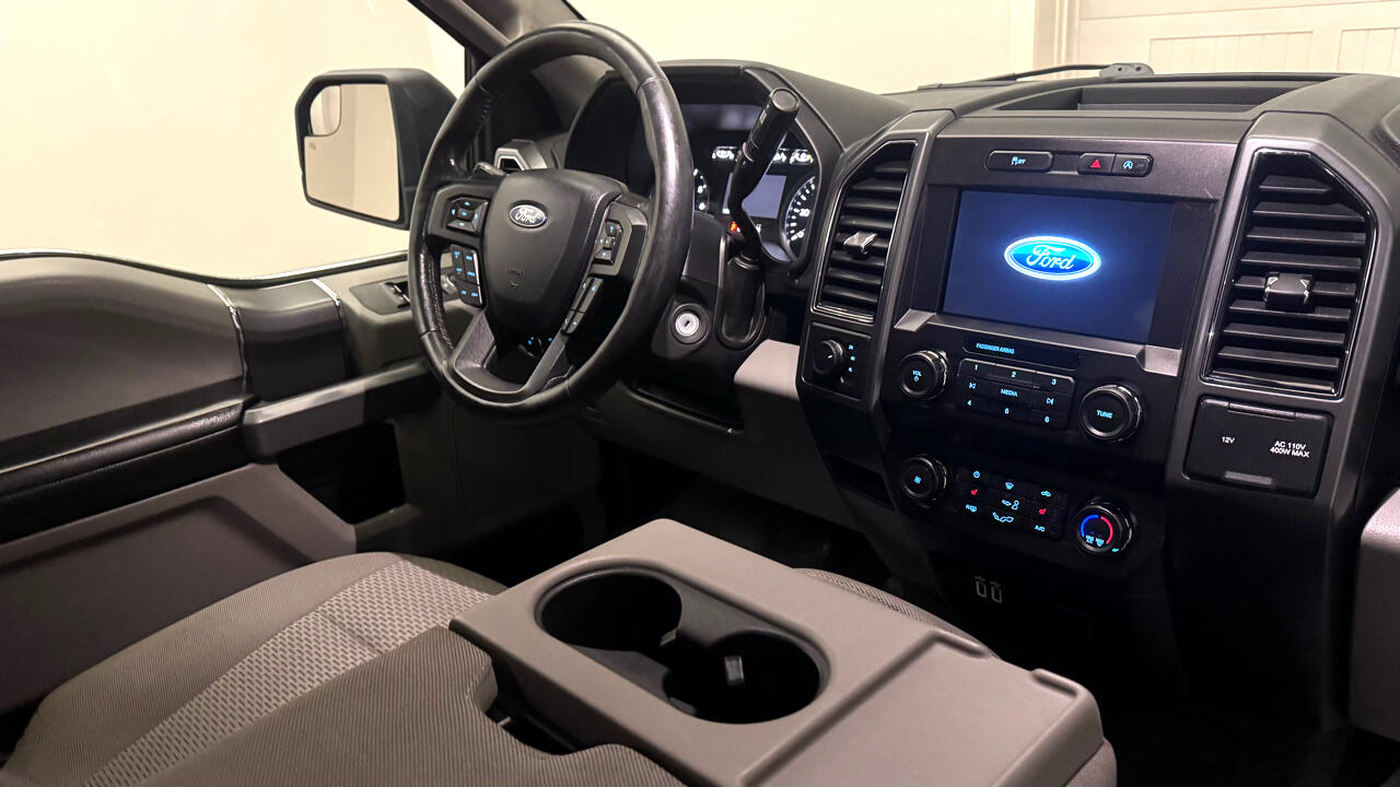 Ford F-150 XLT SuperCrew 4WD 2019