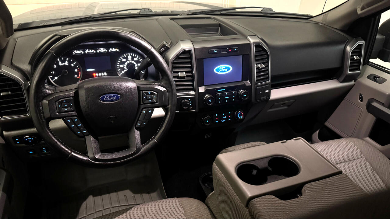 Ford F-150 XLT SuperCrew 4WD 2019