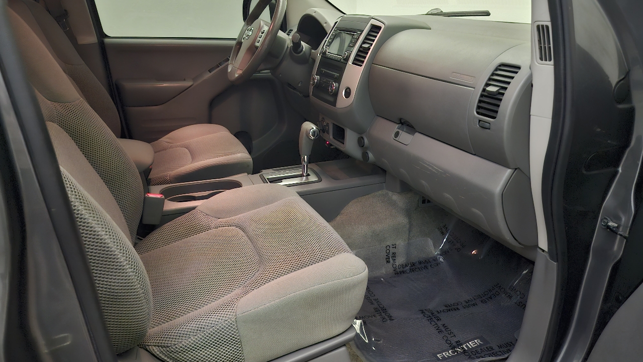 Nissan Frontier  2016