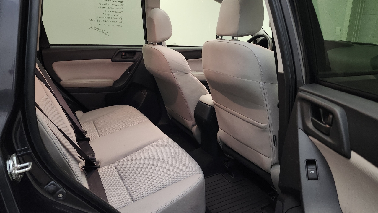 Subaru Forester 2.5i Premium PZEV CVT 2016