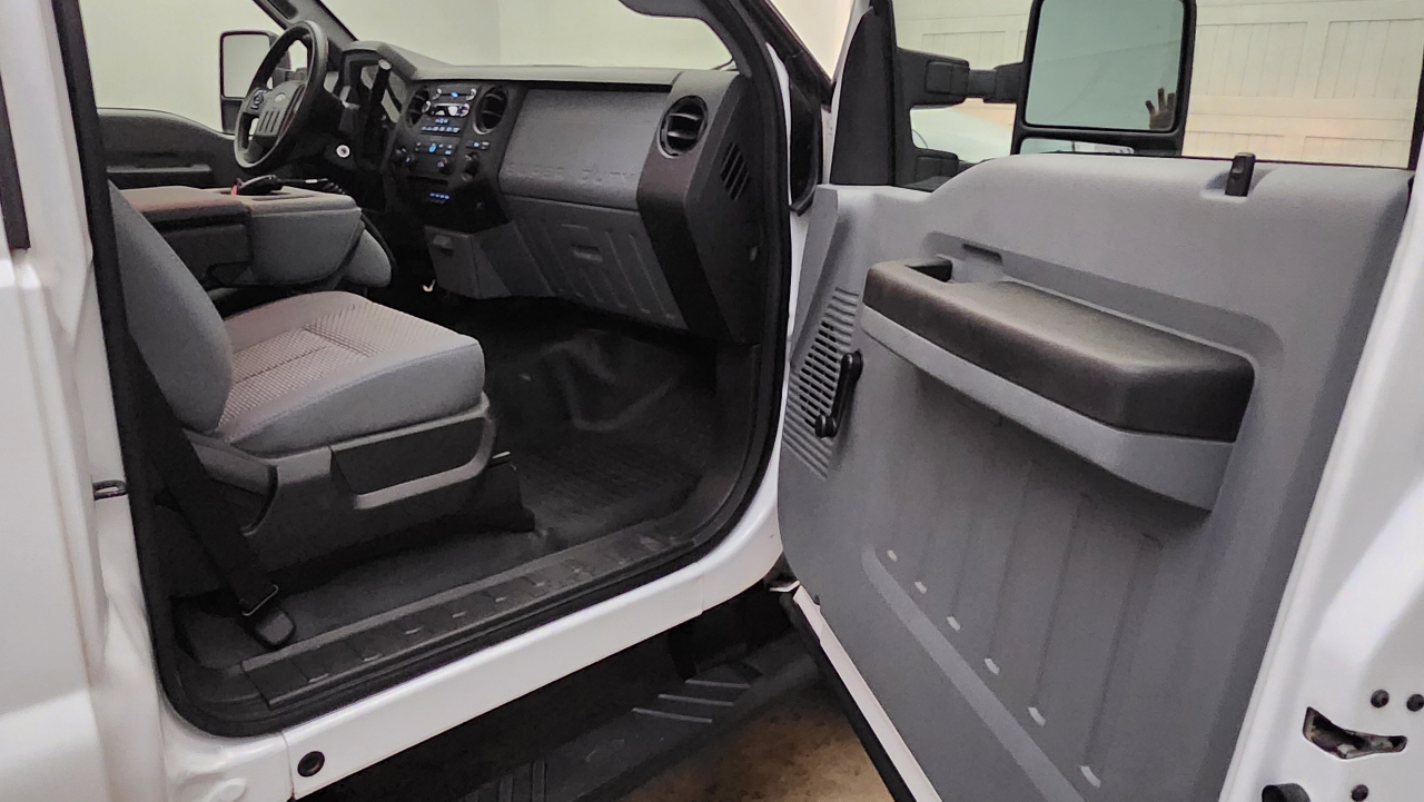 Ford F-250 SD XL 4WD 2012