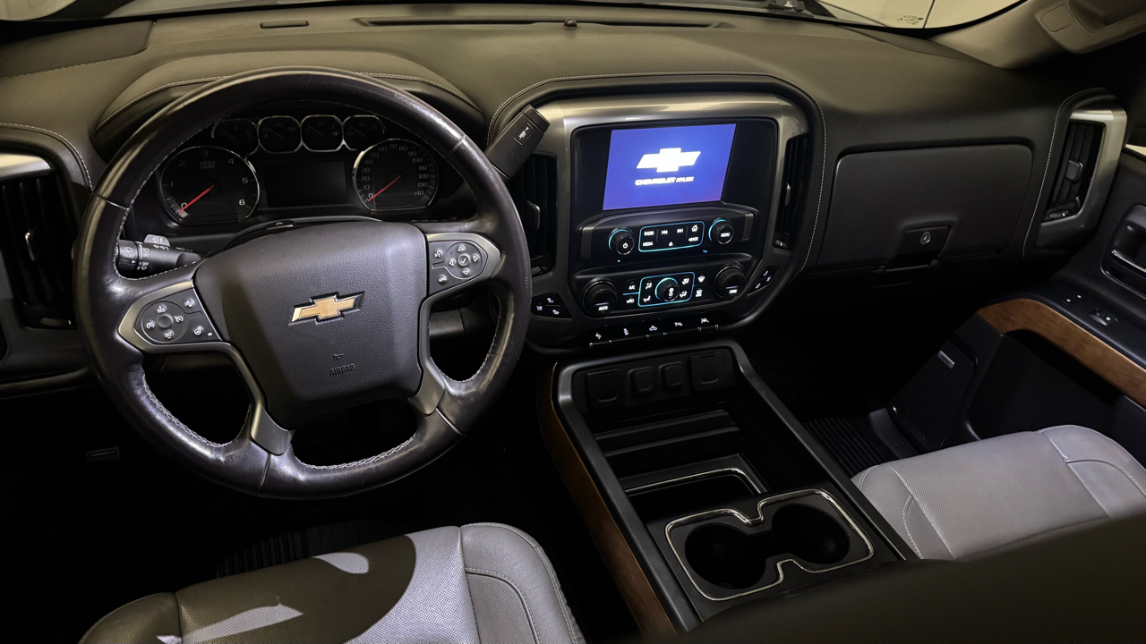 Chevrolet Silverado 1500 LTZ Crew Cab 4WD 2018