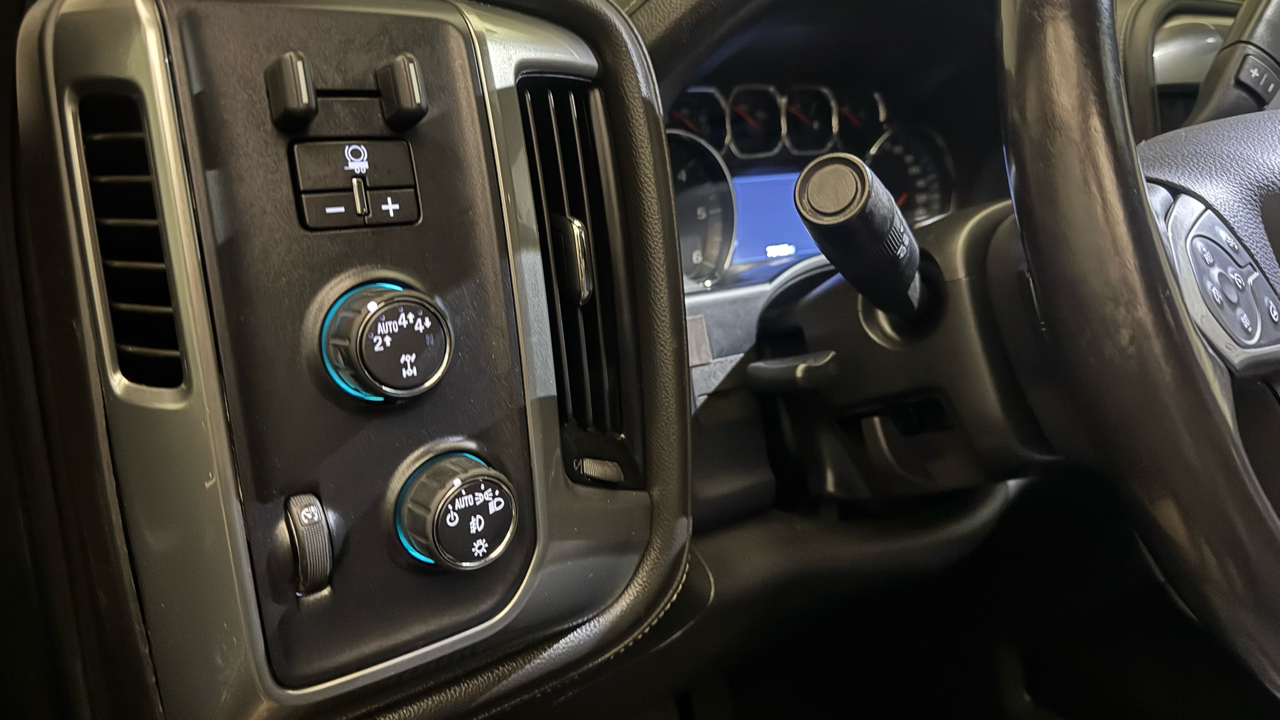 Chevrolet Silverado 1500 LTZ Crew Cab 4WD 2018