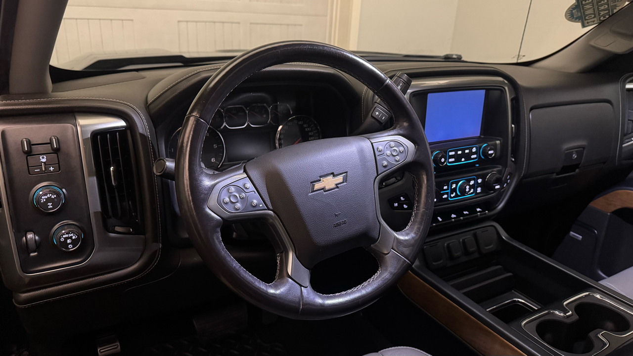 Chevrolet Silverado 1500 LTZ Crew Cab 4WD 2018