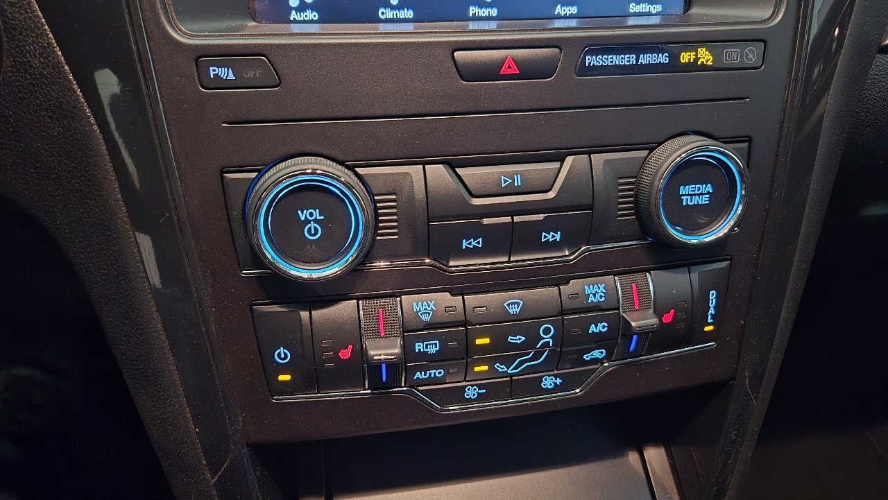 Ford Explorer XLT 4WD 2018