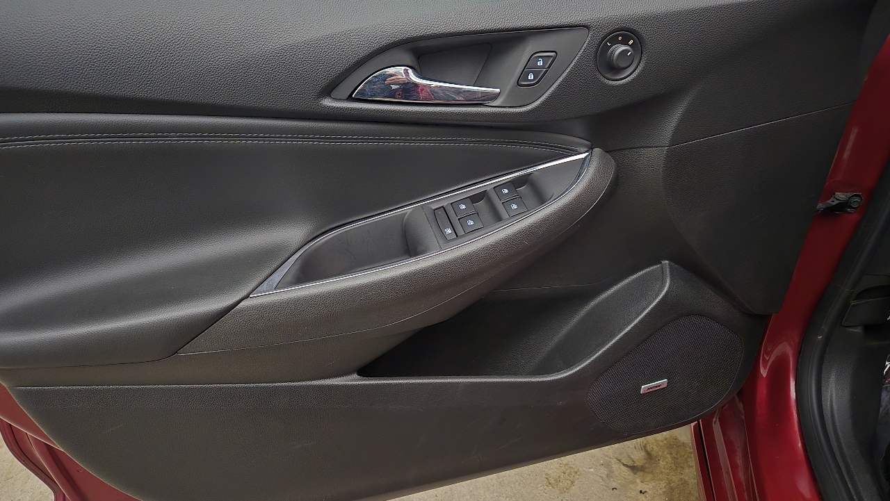 Chevrolet Cruze Premier Hatchback 2018