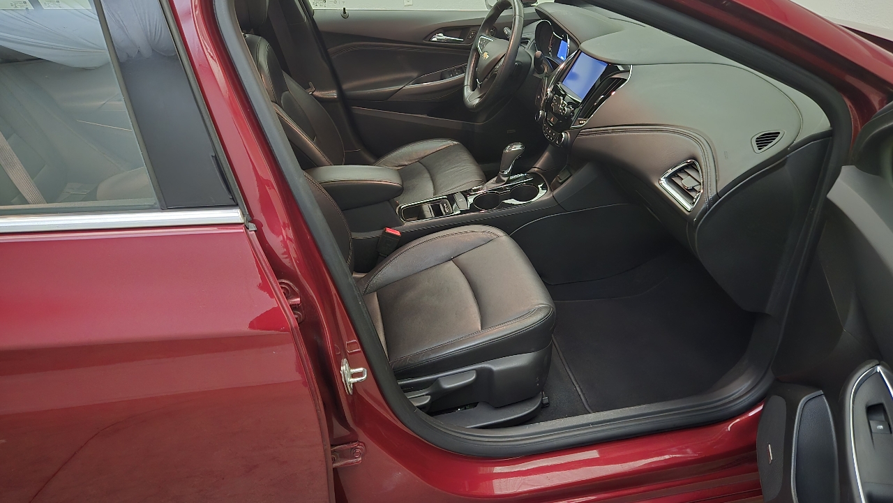 Chevrolet Cruze Premier Hatchback 2018