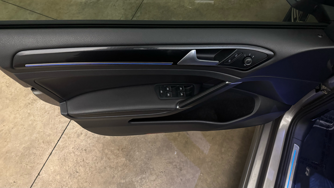 Volkswagen Golf R  2016