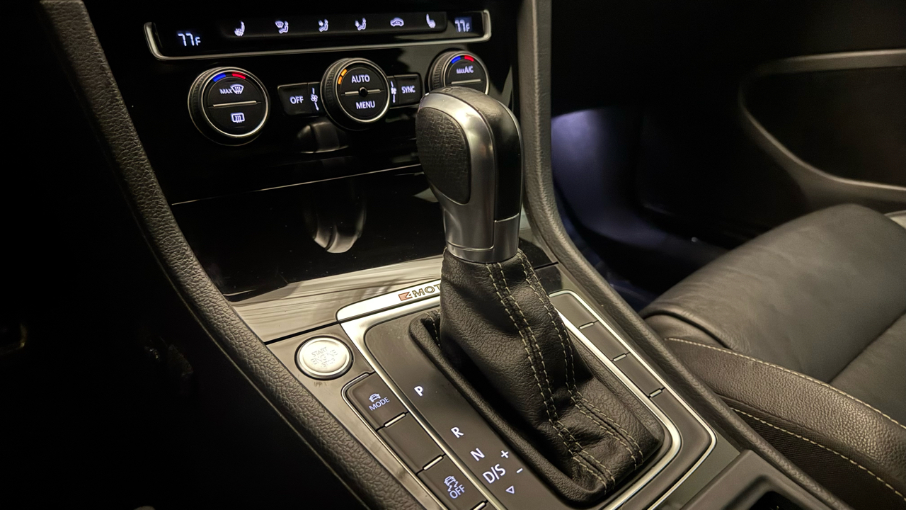 Volkswagen Golf R  2016