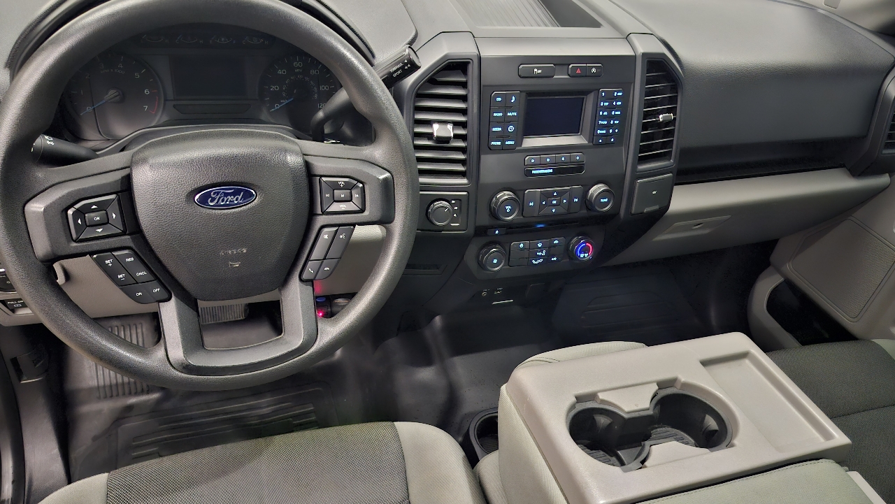 Ford F-150 4WD SuperCrew 139" XL 2015