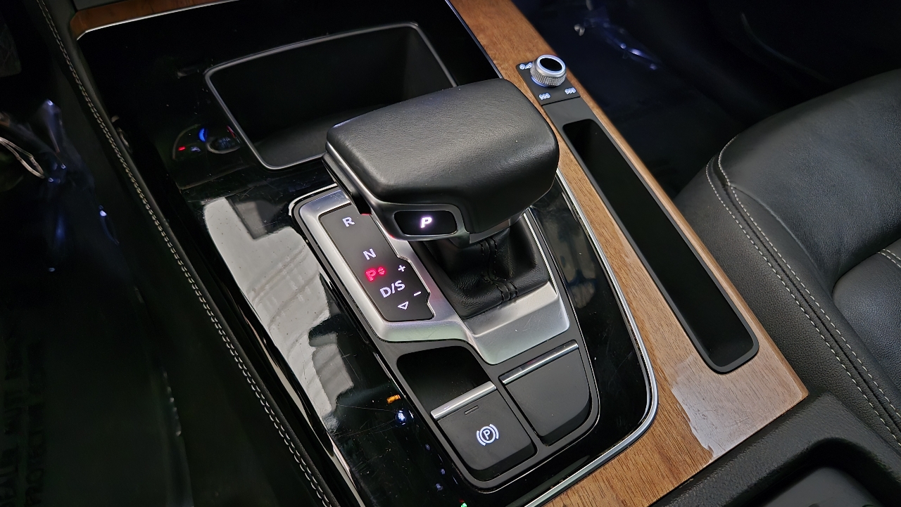 Audi Q5 2.0T Premium Plus quattro 2021