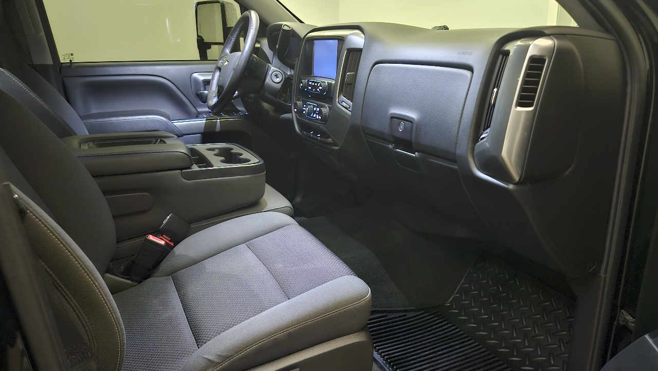 Chevrolet Silverado 1500 LT Crew Cab 4WD 2018