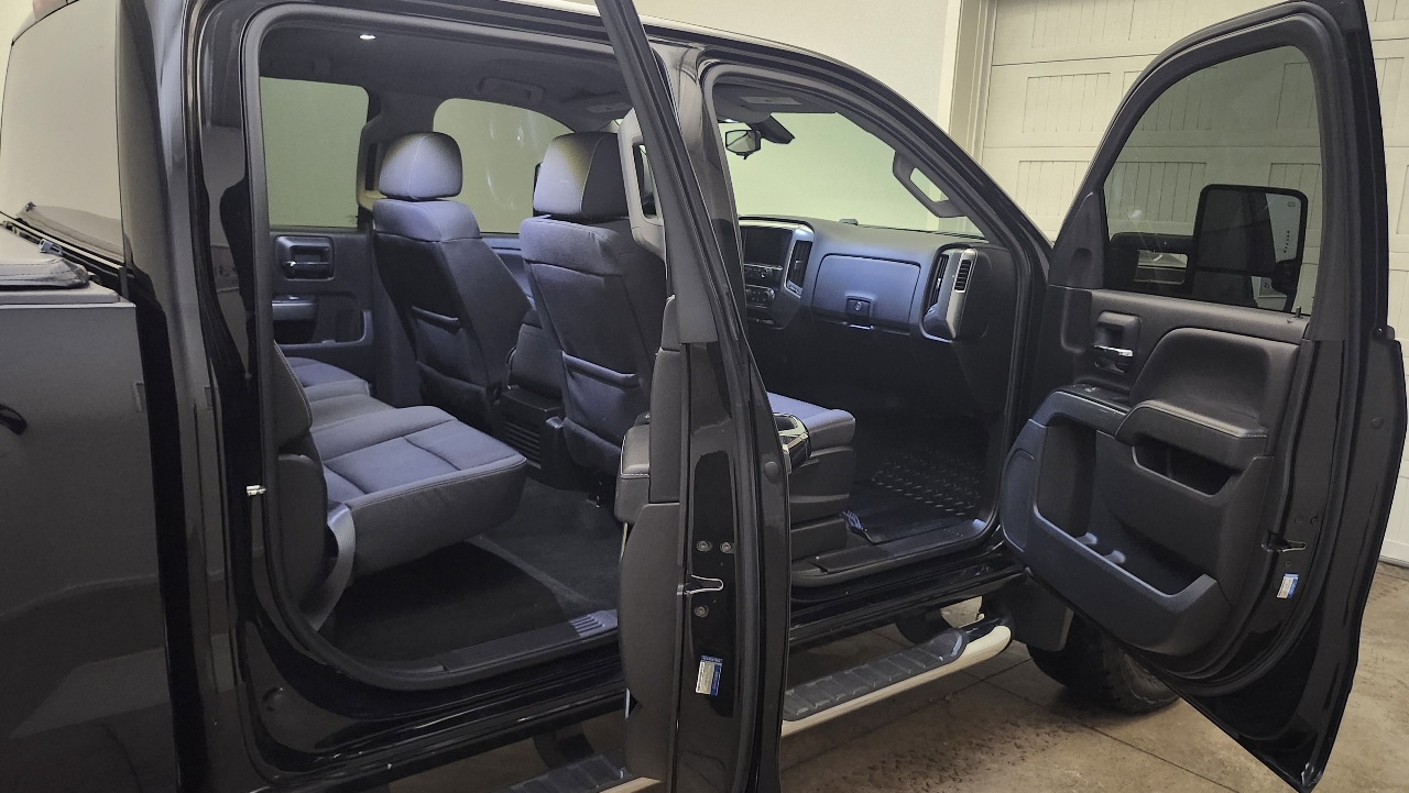 Chevrolet Silverado 1500 LT Crew Cab 4WD 2018