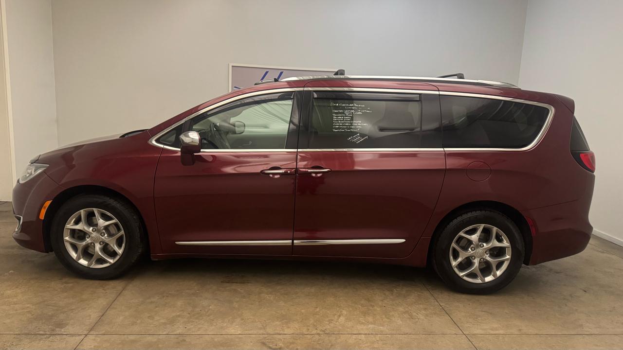 Chrysler Pacifica Limited 2018