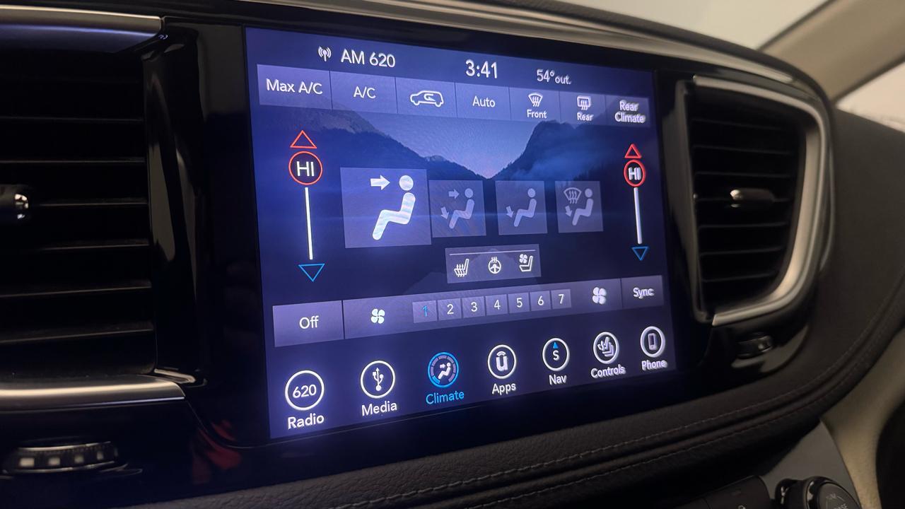 Chrysler Pacifica Limited 2018