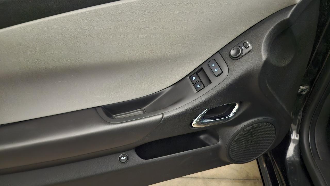 Chevrolet Camaro LS Coupe 2013