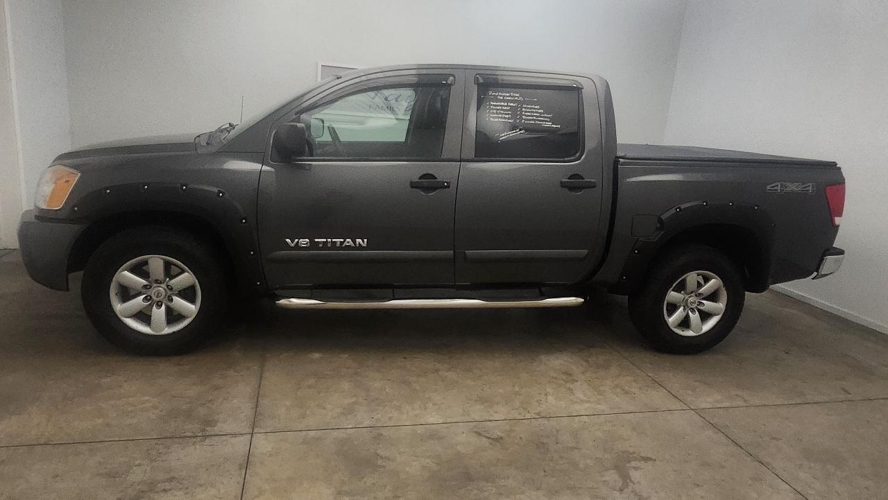 Nissan Titan SE Crew Cab 4WD 2010