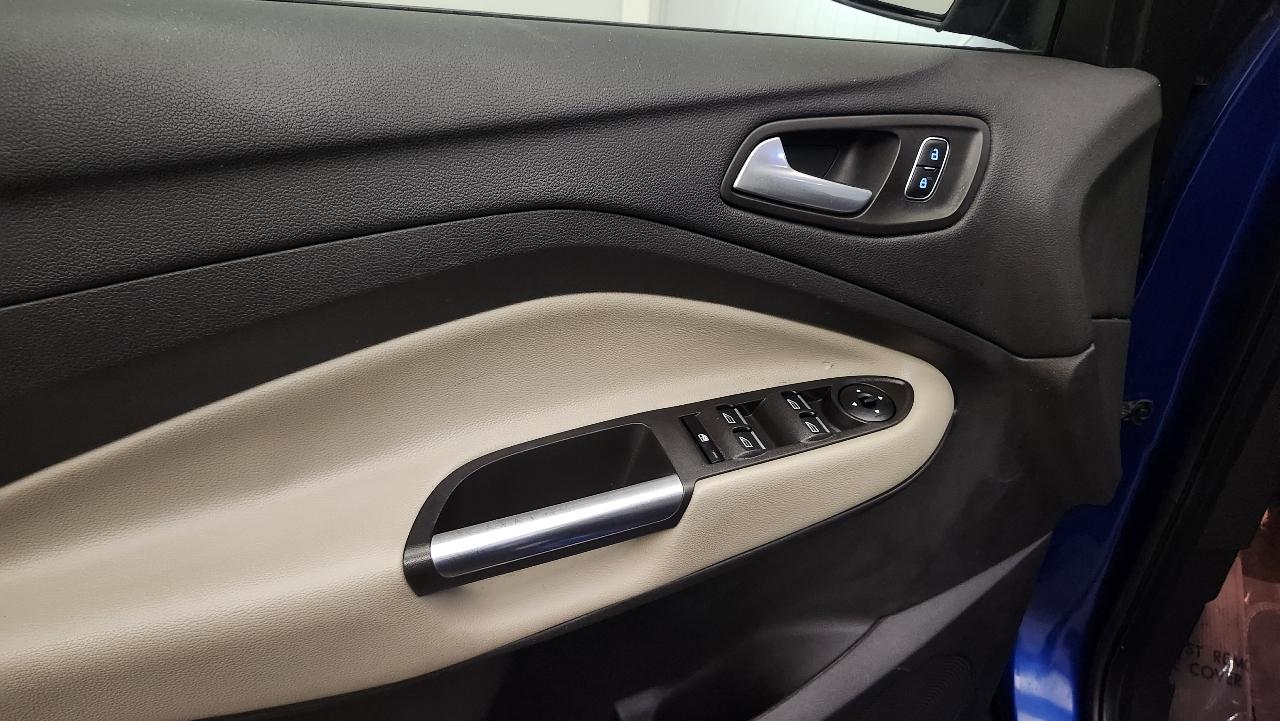 Ford Escape SEL 4WD 2019