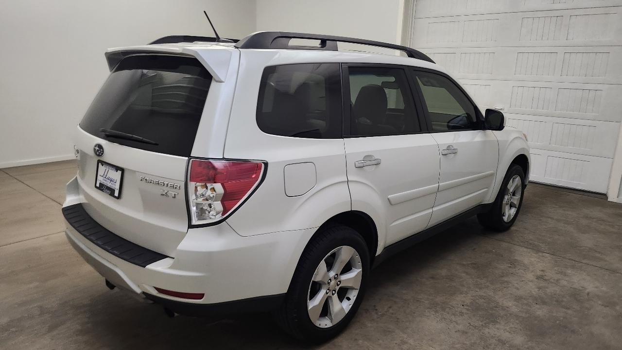 Subaru Forester 2.5X 2012