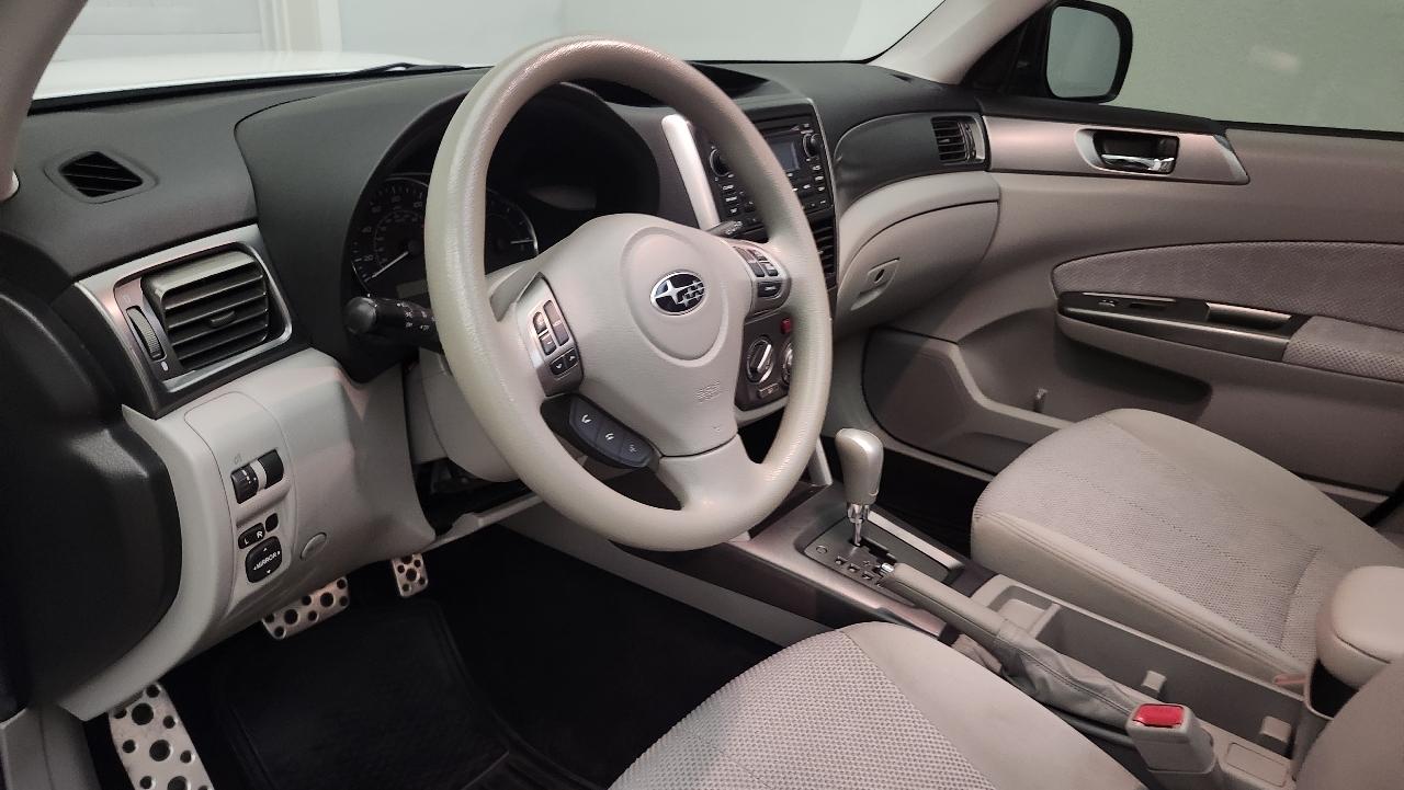 Subaru Forester 2.5X 2012