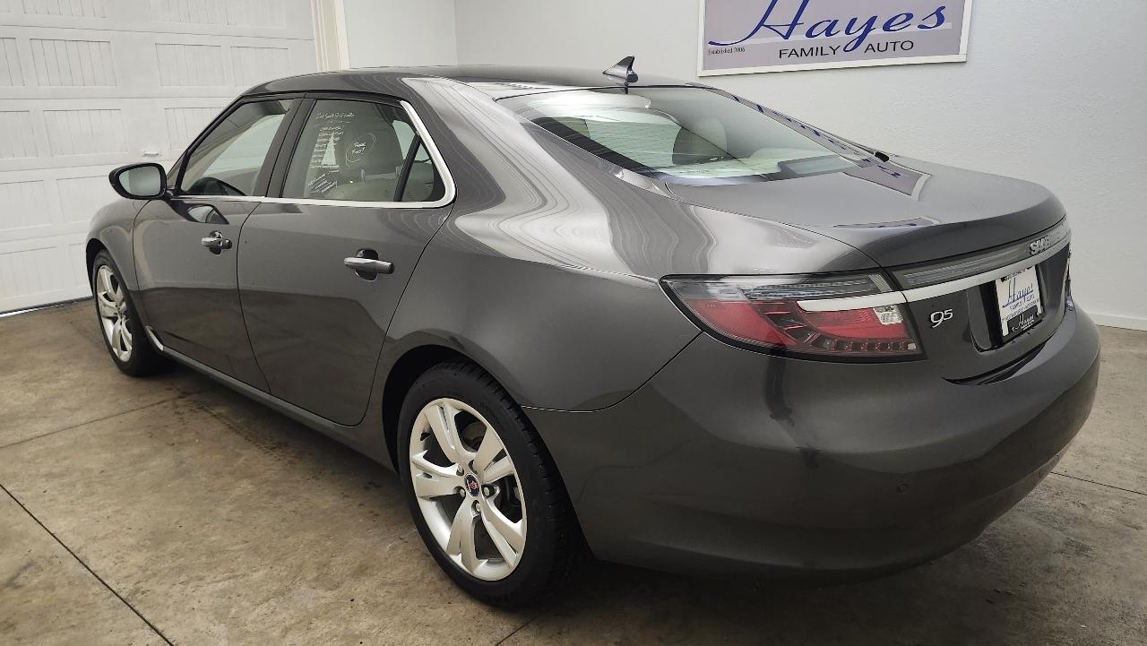 Saab 9-5 Turbo4 Sedan 2011